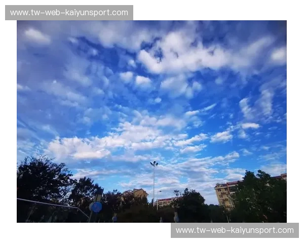 苍穹之上的野心：当你的梦想，终将惊艳整片天空