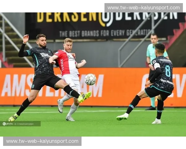 荷兰足球的橙色脉搏:瓦尔韦克与埃门,一场不容错过的绿茵对决 荷兰足球的橙色脉搏:瓦尔韦克与埃门,一场不容错过的绿茵对决